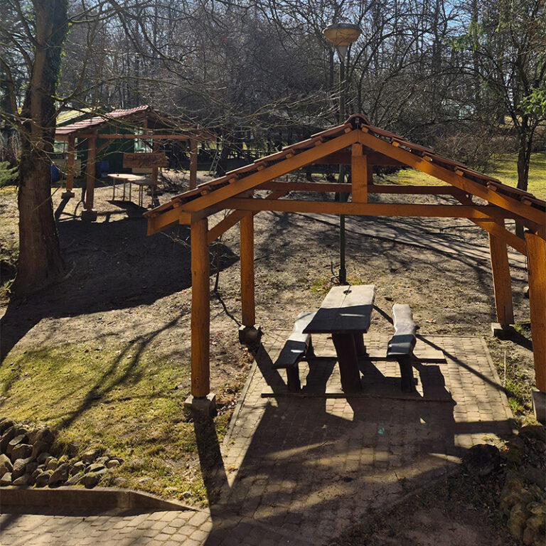 MONAR_0005_1000107822